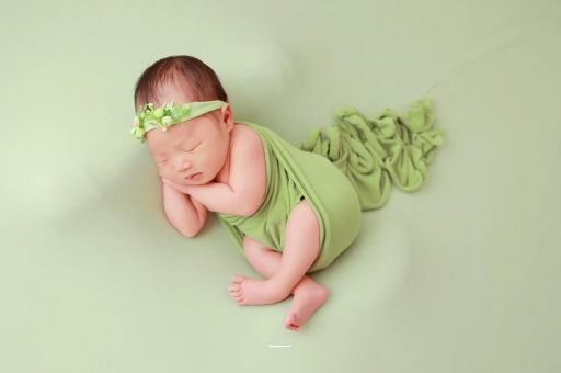 吐鲁番2个月的宝宝